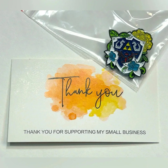 The Legend of Zelda - Hylian  Shield Floral Pin 🌼🛡️ - Picture 5 of 5